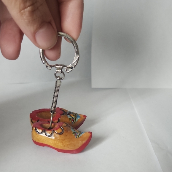 Colorful Wooden Shoe Keychain - Picture 4 of 4